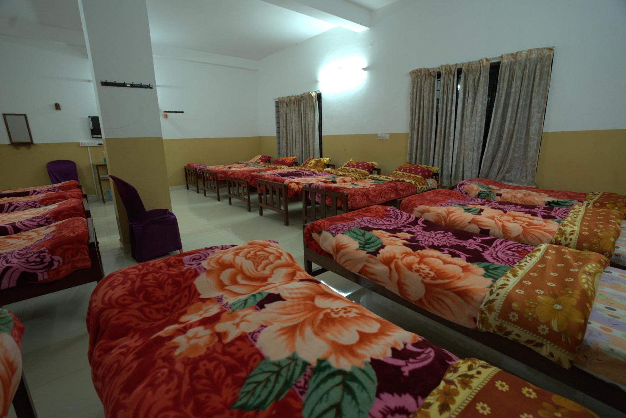 Ac Mist Hotel Munnar Exterior photo