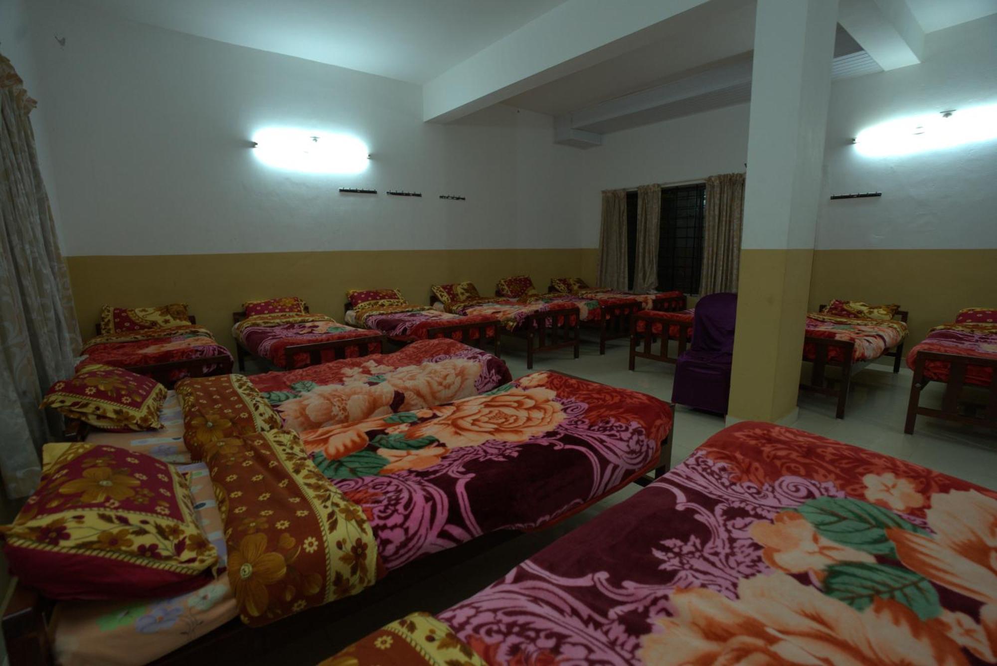 Ac Mist Hotel Munnar Exterior photo
