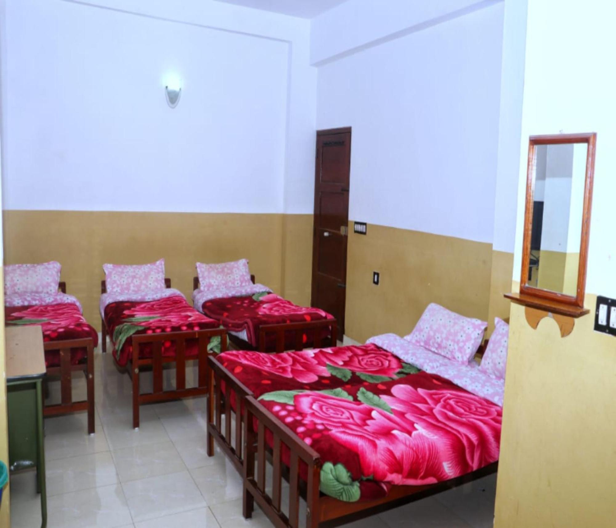 Ac Mist Hotel Munnar Exterior photo